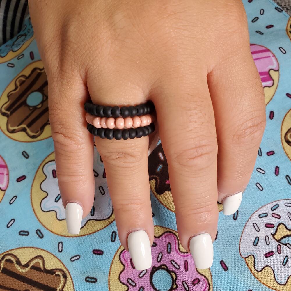Seed Bead Flexible Ring Set - Black Cocoa & Rose Petals